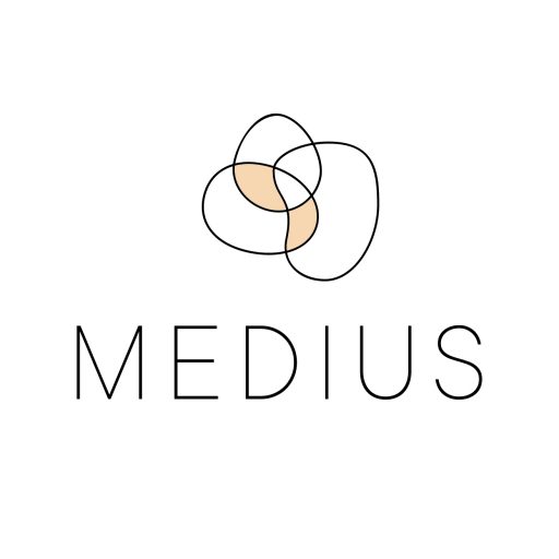 (c) Medius.at